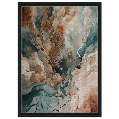 Abstrakte Luftaufnahme einer verschneiten Arktis-Landschaft mit feinen Eis-Strukturen und sanften Naturtönen auf hochwertiger Leinwand mit schwarzen Holzrahmen.